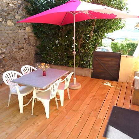 Appartement Spacieux Avec Terrasse Saint-André-dʼEmbrun Exteriör bild